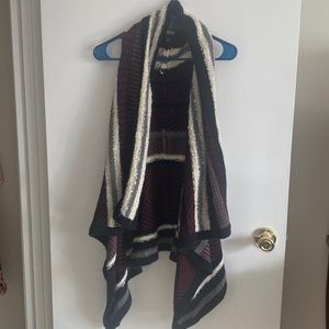 beautiful warm poncho, brand a.n.a size XS